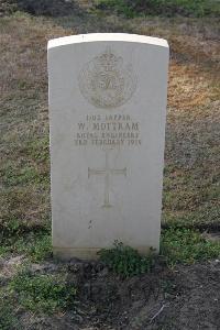 Ismailia War Memorial Cemetery - Mottram, W